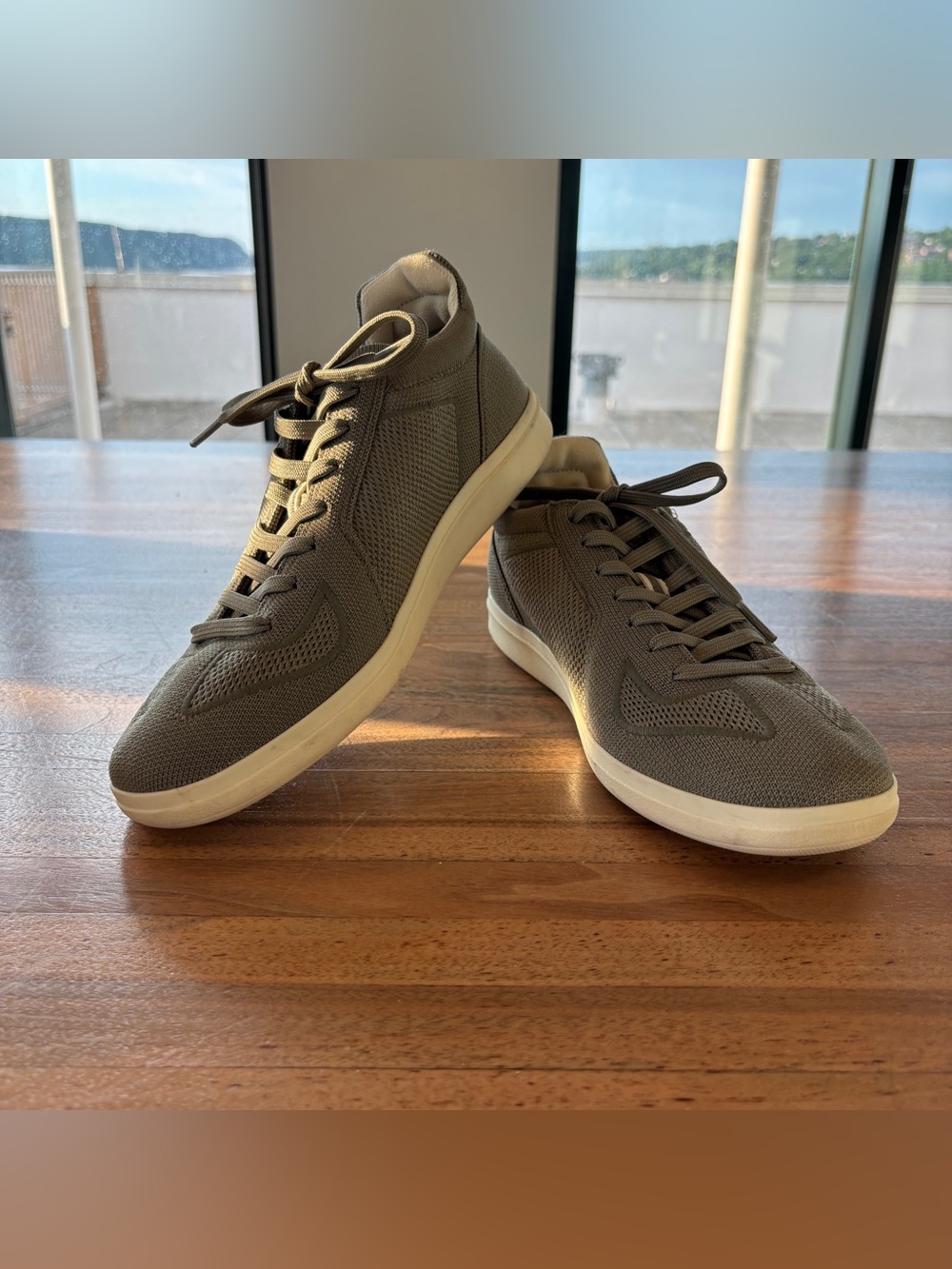 Rothy's Men's Breathable Lace Up Sneakers in Olive Green, Size‎ 8